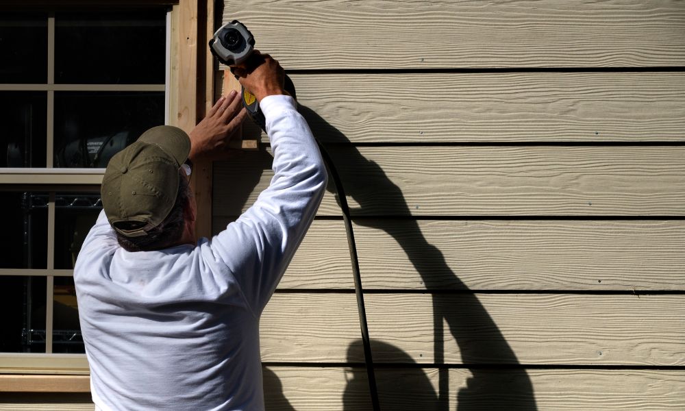 vinyl siding repair